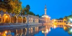ŞANLIURFA BALIKLI GÖL MANZARASI DUVAR POSTERİ
